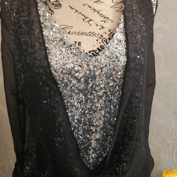 INC Party Top - Picture 2 of 8